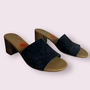 Mila Paoli Black Suede Chucky Heel Sandals 9.5